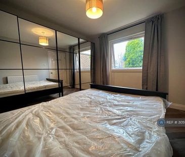 1 bedroom in a house share to rent - Photo 6