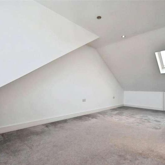 Lillechurch Road, Dagenham, RM8 - Photo 1