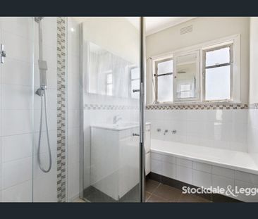 Neat As A Pin! - Photo 6