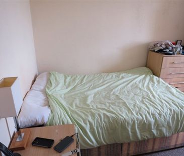 London Road, Headington, Oxford - Photo 5