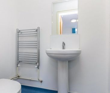 Jassi Halls, Portsmouth - Photo 4