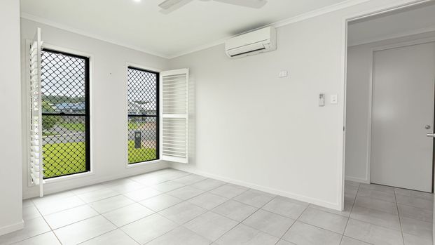 14 Wigton Court, Bushland Beach - Photo 1