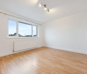 2 bed terraced house to rent in Coniston Avenue, Manchester, M38 - Photo 4