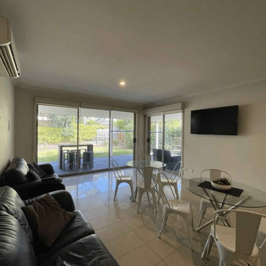 Room 5 (Non Ensuite) - Photo 1