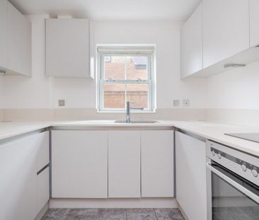 2 bedroom flat to rent - Photo 6