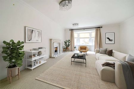 A well presented three storey, four bedroom/four bathroom townhouse in a popular development about 1.5 miles from Windsor town centre. - Photo 2