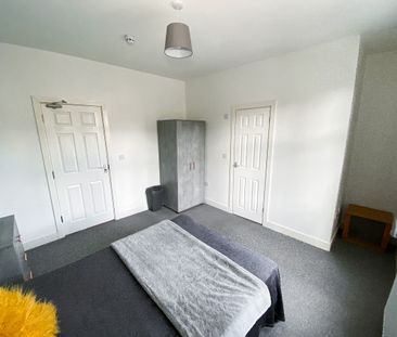 Room 5, 26 Glyn Avenue - Photo 1