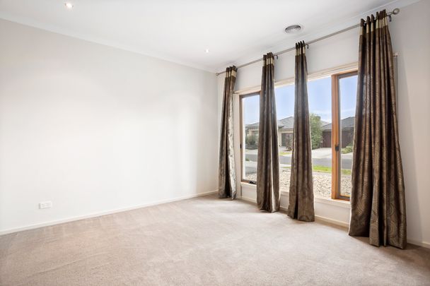 11 Lupin Street, Mernda - Photo 1