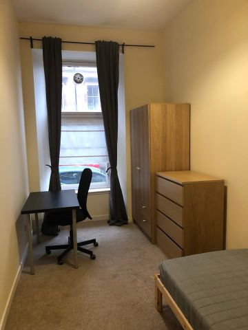 3 Bed Flat, West Princes Street, G4 - Photo 2