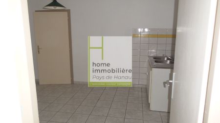 APPARTEMENT F1 en rez de chaussée - Photo 4