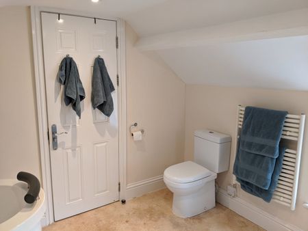 2 Bed Flat, Regent Street, NG1 - Photo 4