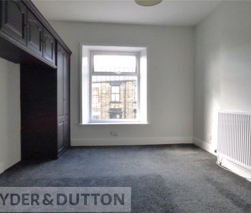 2 bedroom end of terrace house to rent - Photo 3