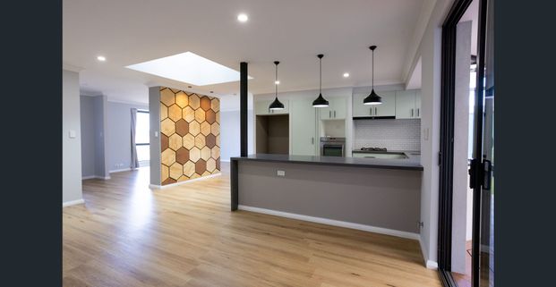 Renovated 4x2 Family Home – Prime Beldon Location - Photo 1