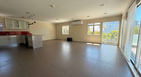 Large home on Mission Bay - Photo 4