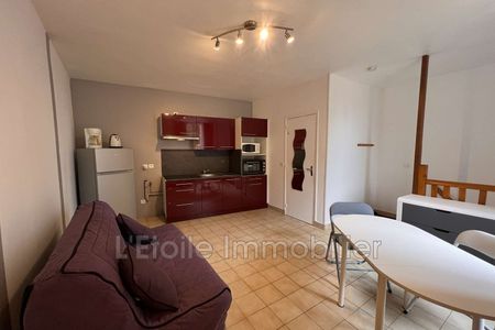 Location Appartement 1 pièce 19m² MORTAGNE AU PERCHE 61400 - Photo 3