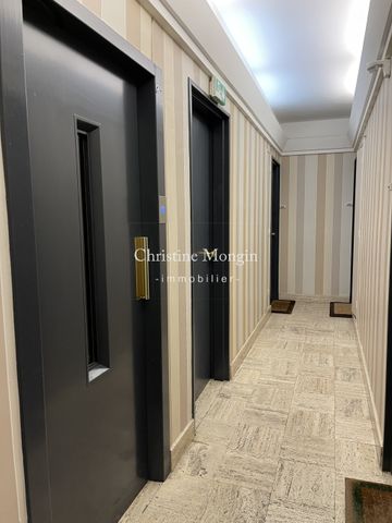 Studio - Neuilly-Sur-Seine (92200) - 24.06 m² - - Photo 2