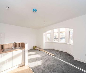 St Annes Road West, Lytham St Annes, Lancashire, FY8 - Photo 2