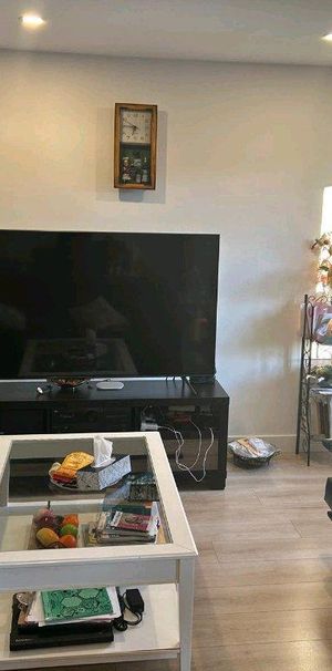 bail à céder à partir du 1er juin: appartement 5 1/2 - Photo 1
