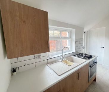 Coombe Street, Coventry-Move in Immediately - - Photo 3