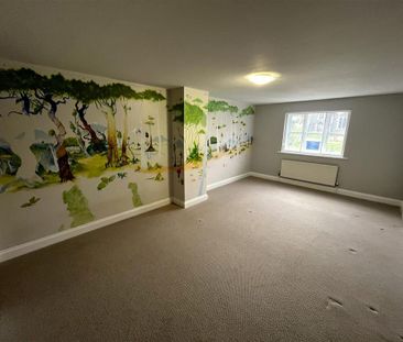 4 bedroom detached house to rent - Photo 3