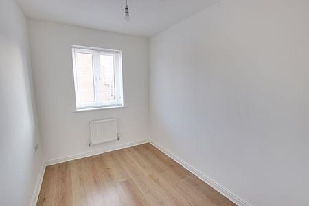 3 bedroom terraced house to rent - Photo 5