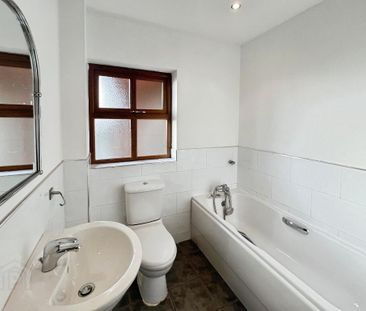 8 Keightley Court, Hillsborough Road, Lisburn, BT28 1BA - Photo 5
