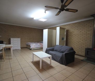 6-bedroom shared house / townhouse, Clairville Road - Photo 1