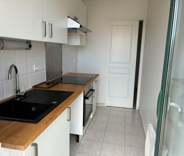 Location Appartement 3 pièces 66m² - Photo 4