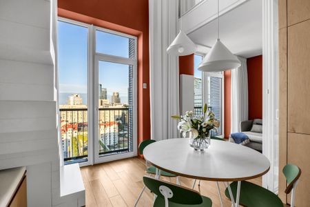 Dwupoziomowy penthouse Browary Warszawskie - Фото 5