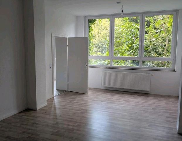 3 Zimmer Wohnung mit großem Garten - Foto 1