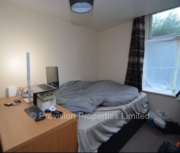 2 Bedroom Rentals in Leeds - Photo 5