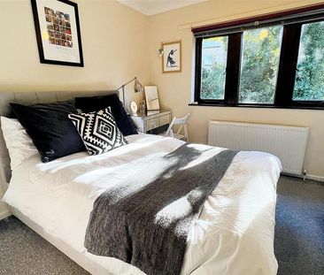 2 bedroom semi-detached house to rent - Photo 5