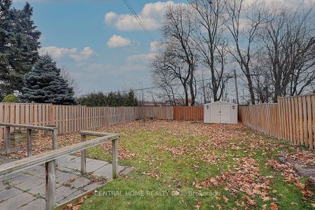 For Lease - 50 Sherwood Forest Drive Unit# Lower, Markham, Ontario - Photo 2