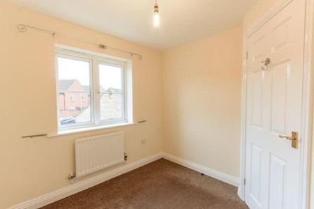 3 bedroom end of terrace house to rent - Photo 5