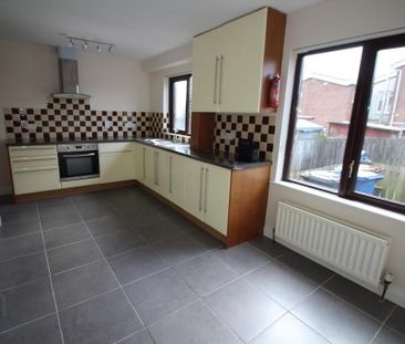 1 Dicksonia Drive, Newtownards, BT23 4HE - Photo 1