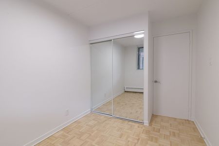 4800 Maisonneuve Blvd W - Photo 5