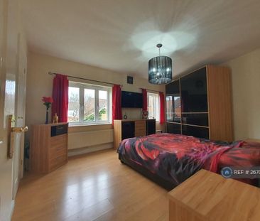 3 bedroom terraced house to rent - Photo 1