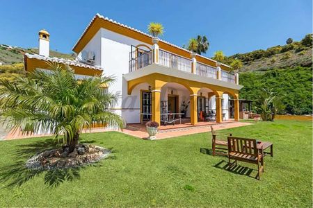 Country Property in Nerja, Andalucia , Costa del Sol - Photo 5