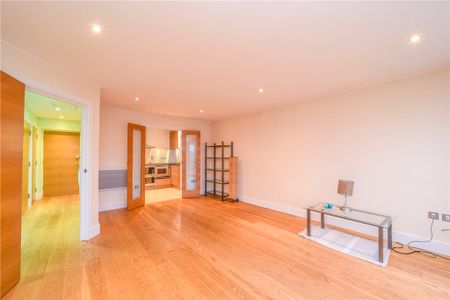 Durham Wharf Drive, Brentford, TW8 8HP - Photo 2