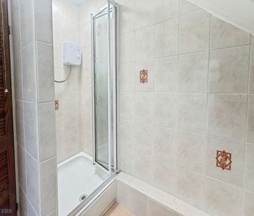 1 bedroom Flat To Let Total Size: 560 SQ FT - Photo 1