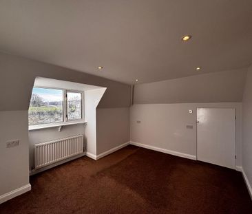 3 bedroom detached house to rent - Photo 3