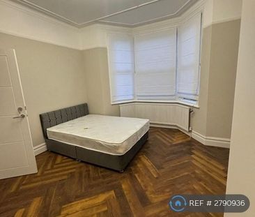 1 bedroom in a house share to rent - Photo 6