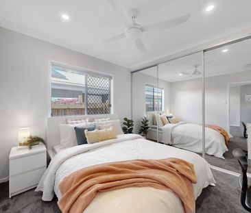 Modern Furnished Micro Apartment- All Bills Included - Photo 3