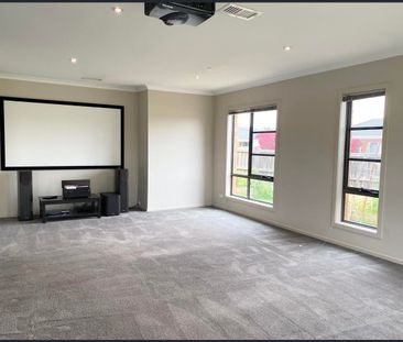 THIS PROPERTY FEATURES: - Photo 3