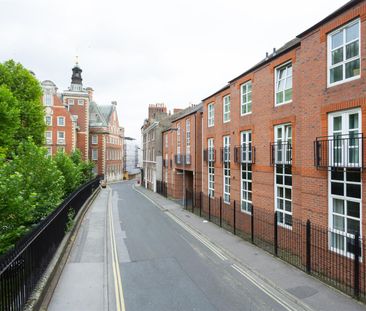 St Gregorys Mews Tanner Row York YO1 - Photo 6