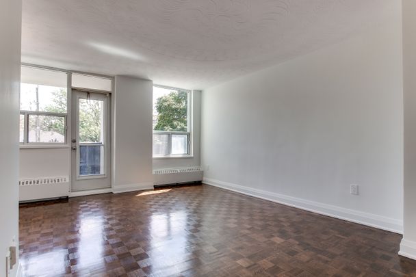 2 Bedrooms - Photo 1