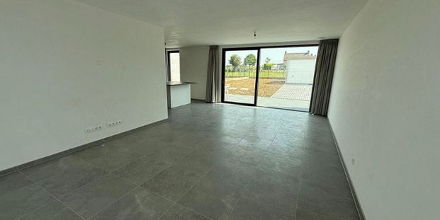 Woning te huur in Munkzwalm voor € 1.250 met 4 slaapkamers - Photo 1