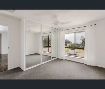 38 Lennard Drive, Moana, SA 5169 - Photo 6