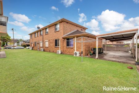 1 Bedroom Unit in Great Location - Photo 2