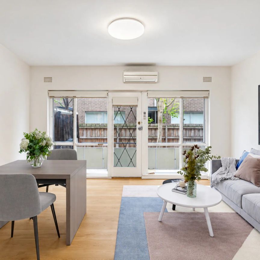 Spacious Ground-Floor Living in the Heart of St Kilda East - Photo 1